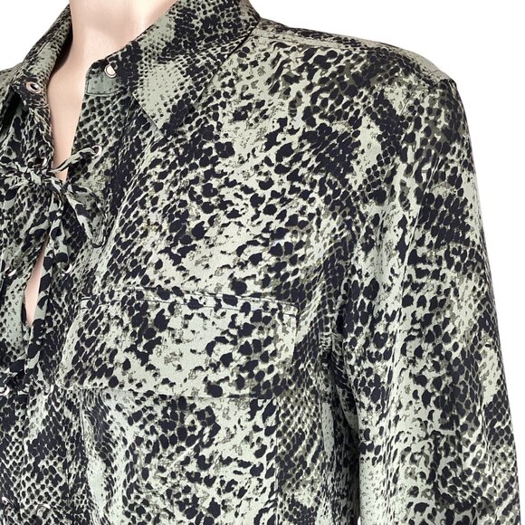 Equipment Femme Top Size XS Xsmall Snake Print Silk Blouse Button-Up Long Sleeve - Picture 3 of 8